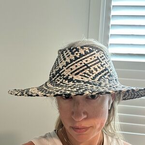 Stylish Black and White Woven visor